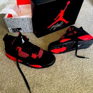 Air Jordan 4 Inferno